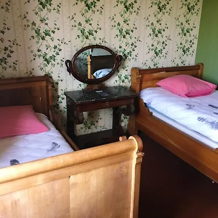 Maison De Charme Au Dezert Avec Vue Sur Le Montmartin-en-Graignes